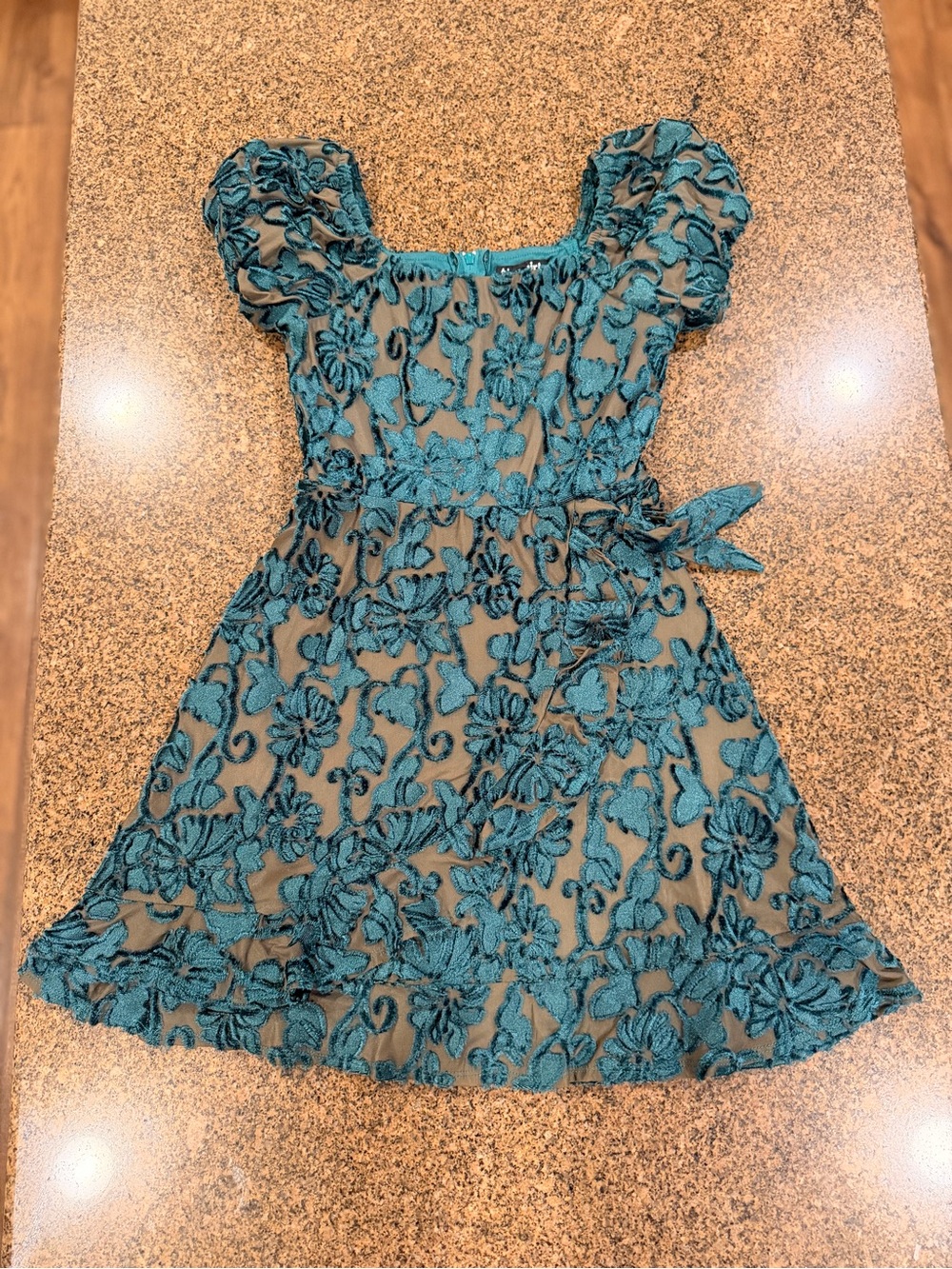 BEAUTIFUL Girls Dark Teal Floral Lace Puff-Sleeve Dress with Waist Tie